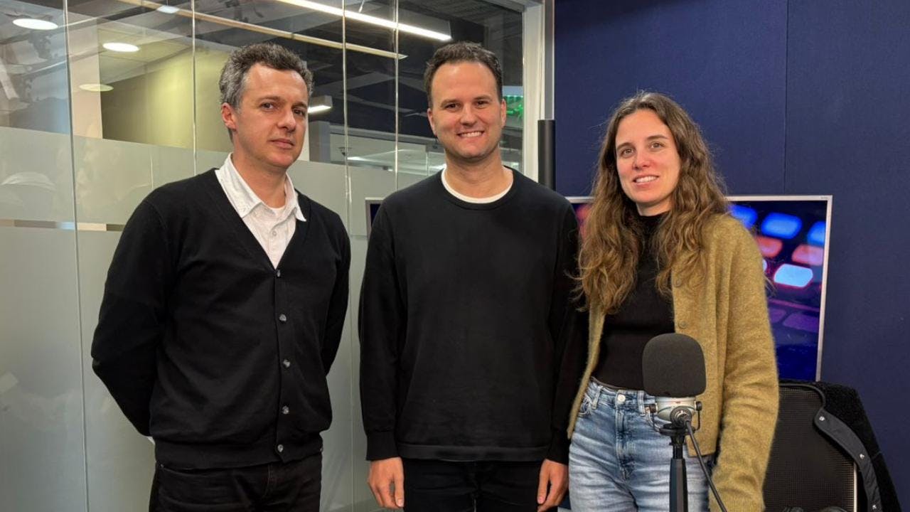 Benjamín Ossa sobre la muestra “De lo invisible. Lenguajes de un recuerdo”: “había una necesidad imperiosa de poder hacer circular el trabajo”
