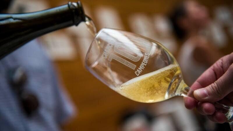¿Te tinca?: Vinos naturales, folcklore y artesanía para recibir septiembre