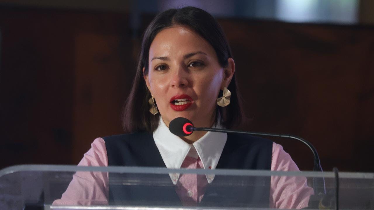 Carolina Arredondo sobre Pase Cultural: “Este aporte del Estado se podrá utilizar en bienes y servicios culturales, es decir, poder comprar un libro, ir al cine , al teatro, entre otras cosas”