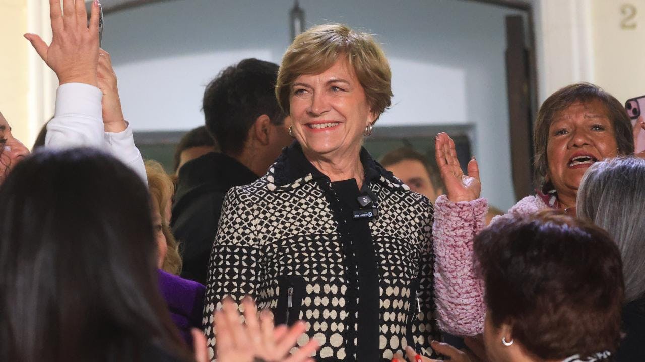 “Les quiero decir que no se preocupen, Chile va a estar mejor”: Evelyn Matthei tras el triunfo de Jeannette Jara