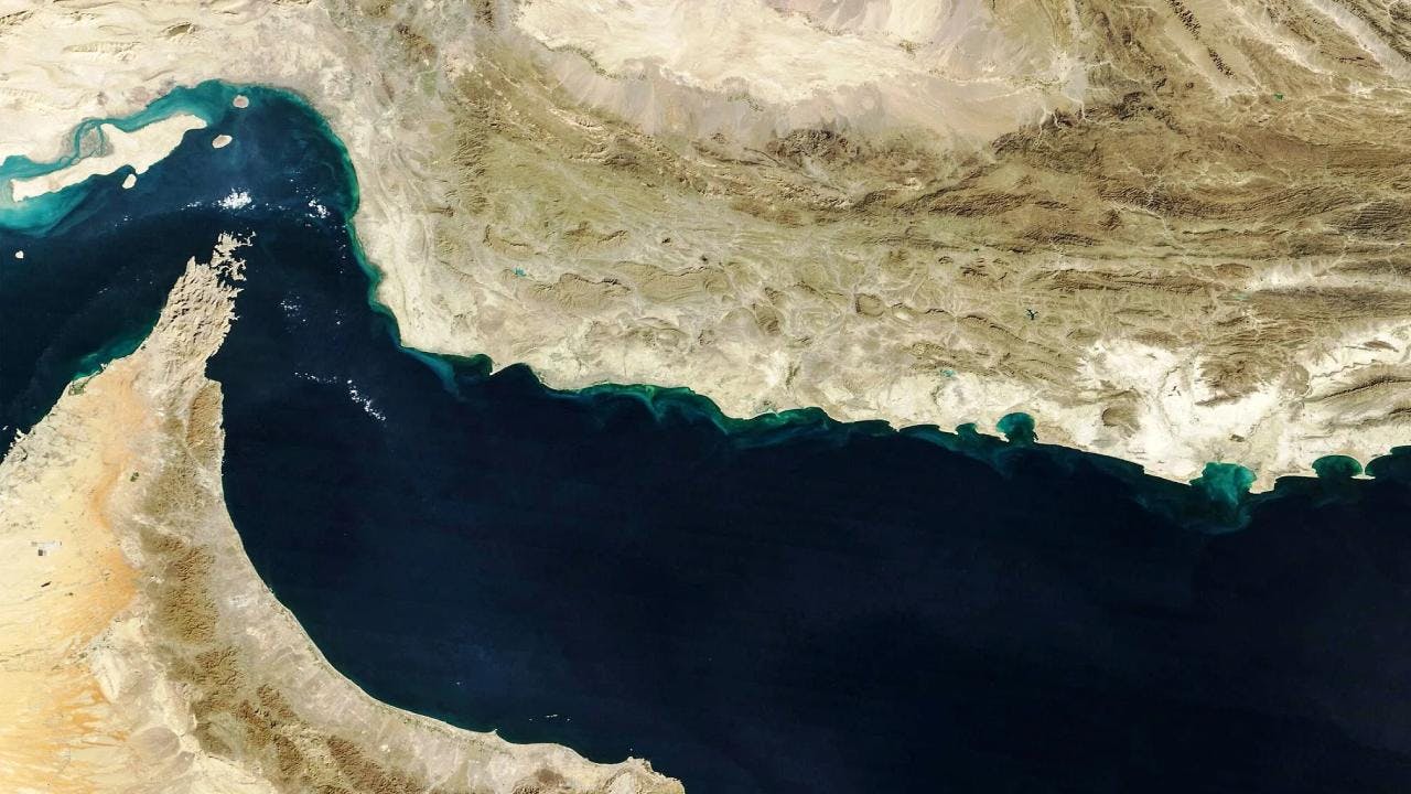 ¿Qué pasaría si Irán decide cerrar el Estrecho de Ormuz?
