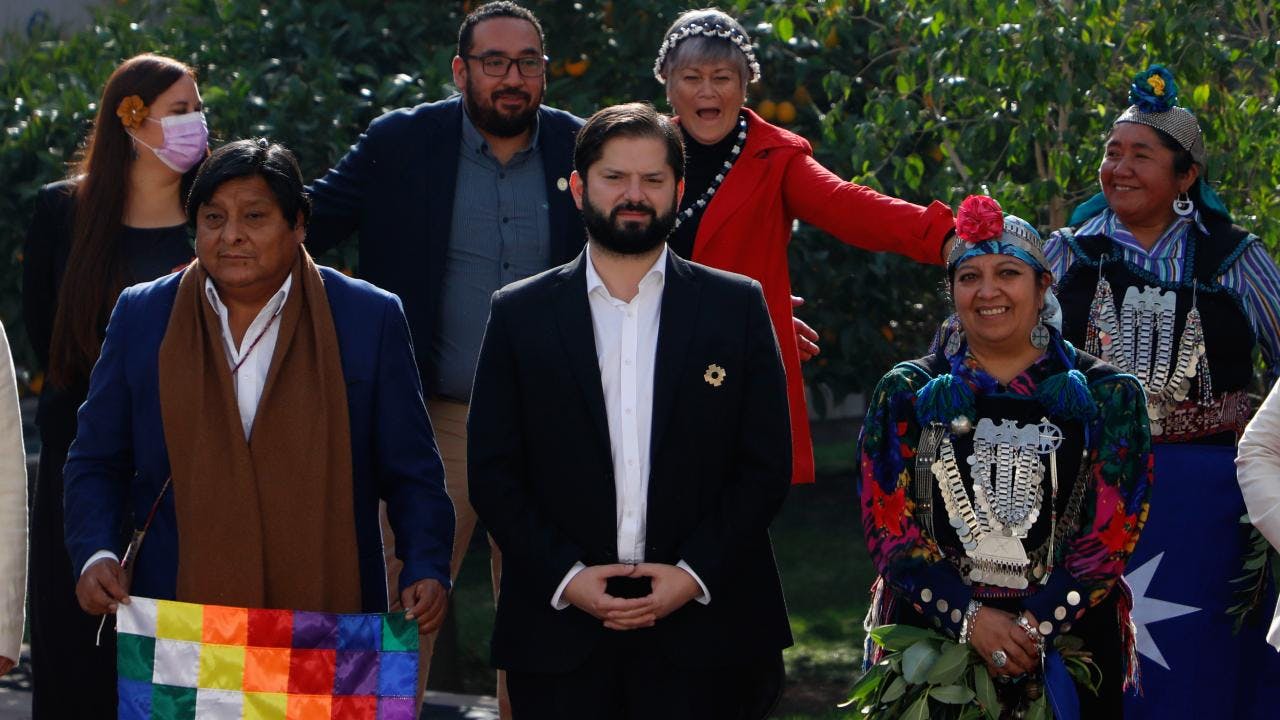 ¿En qué consiste la reforma constitucional que envió Gabriel Boric para reconocer a los pueblos indígenas?