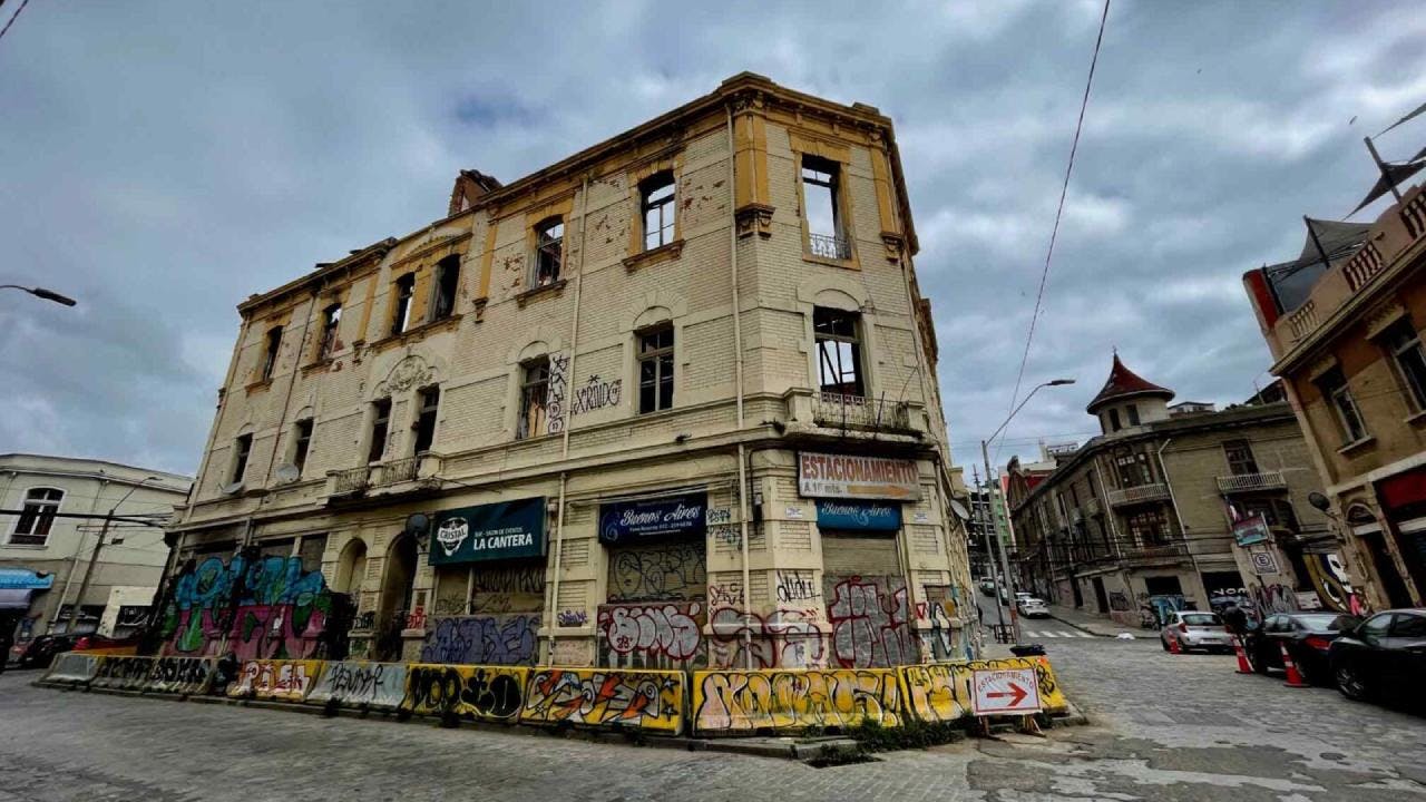 Hay “colaboración permanente” con la UNESCO: La respuesta del Gobierno ante críticas por deterioro de Valparaíso