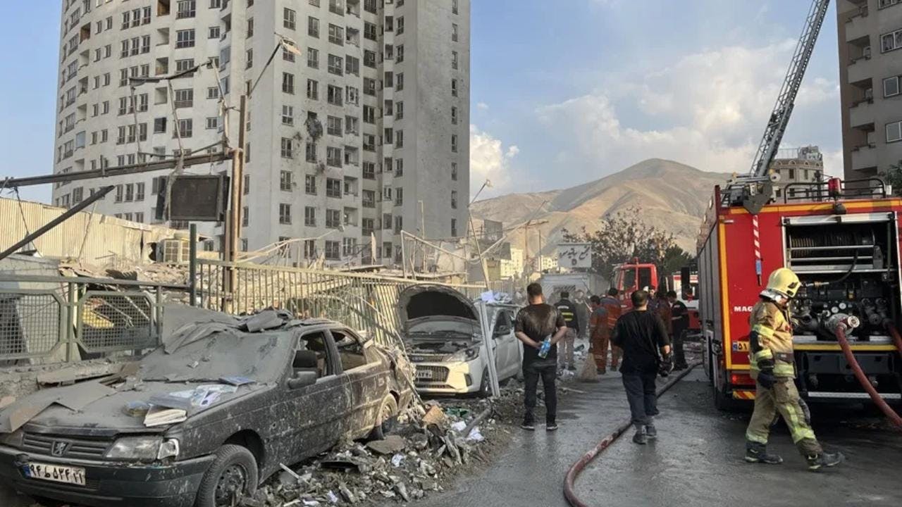 Máxima tensión en Medio Oriente: Cientos de ataques entre Israel e Irán y amenazas de represalias entre ambos marcan jornada de violencia histórica