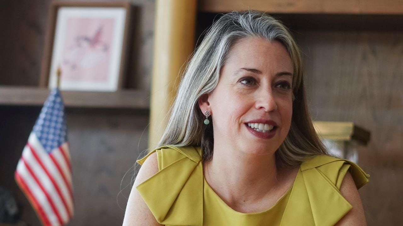 “No creo que Trump esté pensando en Chile”: Exembajadora de Estados Unidos se refiere a la guerra comercial