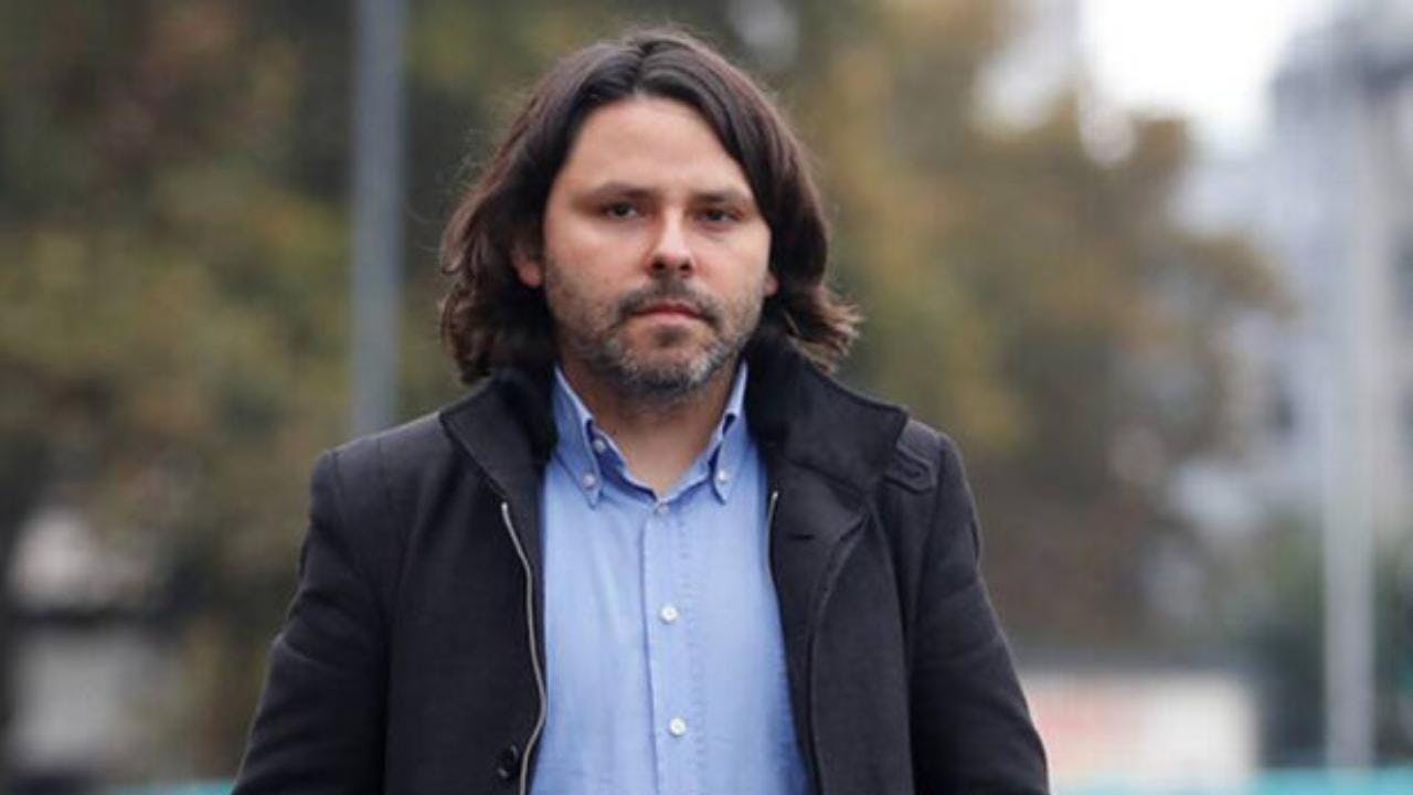 Alberto Mayol y elecciones: "La derecha es una lotería. Primera vez en el mundo que tienes tres candidatos de derecha con las mismas posibilidades de pasar a segunda vuelta"