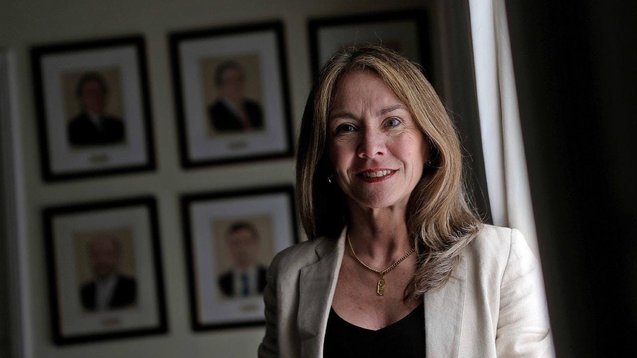 Susana Jiménez por críticas al IPoM: “No porque los datos no nos gusten podemos calificarlos como sesgados, hay que hacernos cargo o estaríamos tapando el sol con un dedo”
