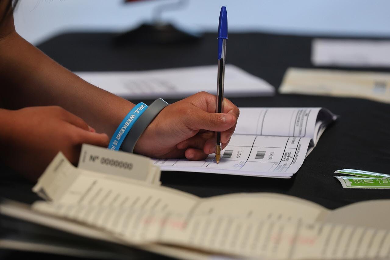 Nueva Zelanda fue el primer país en abrir mesas en las elecciones 2025