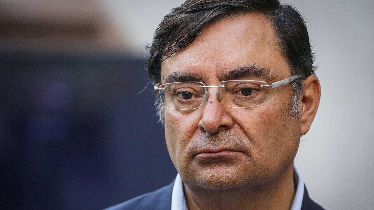Por más de $500 millones: Detienen a seis imputados por fraude al fisco durante gestión de exintendente Felipe Guevara