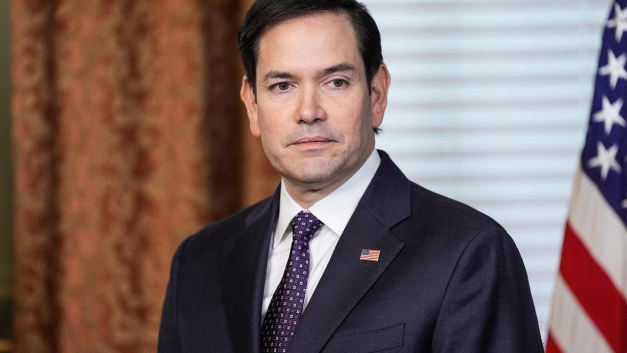 Impostor intenta suplantar identidad de Marco Rubio con IA y contacta a altas autoridades vía Signal