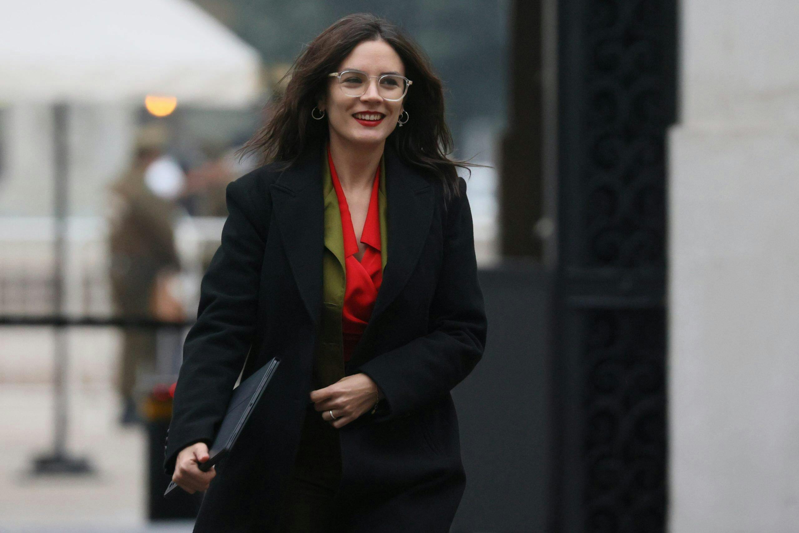 Camila Vallejo regresa a La Moneda tras seis meses de postnatal: “Estoy de vuelta con harta energía, con harta convicción”