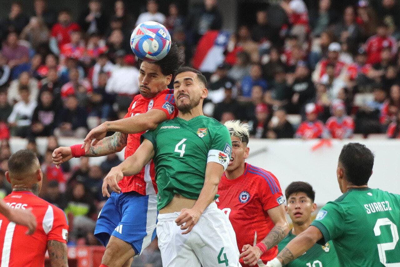 El escándalo en el fútbol boliviano que podría revivir las opciones de Chile para ir al Mundial