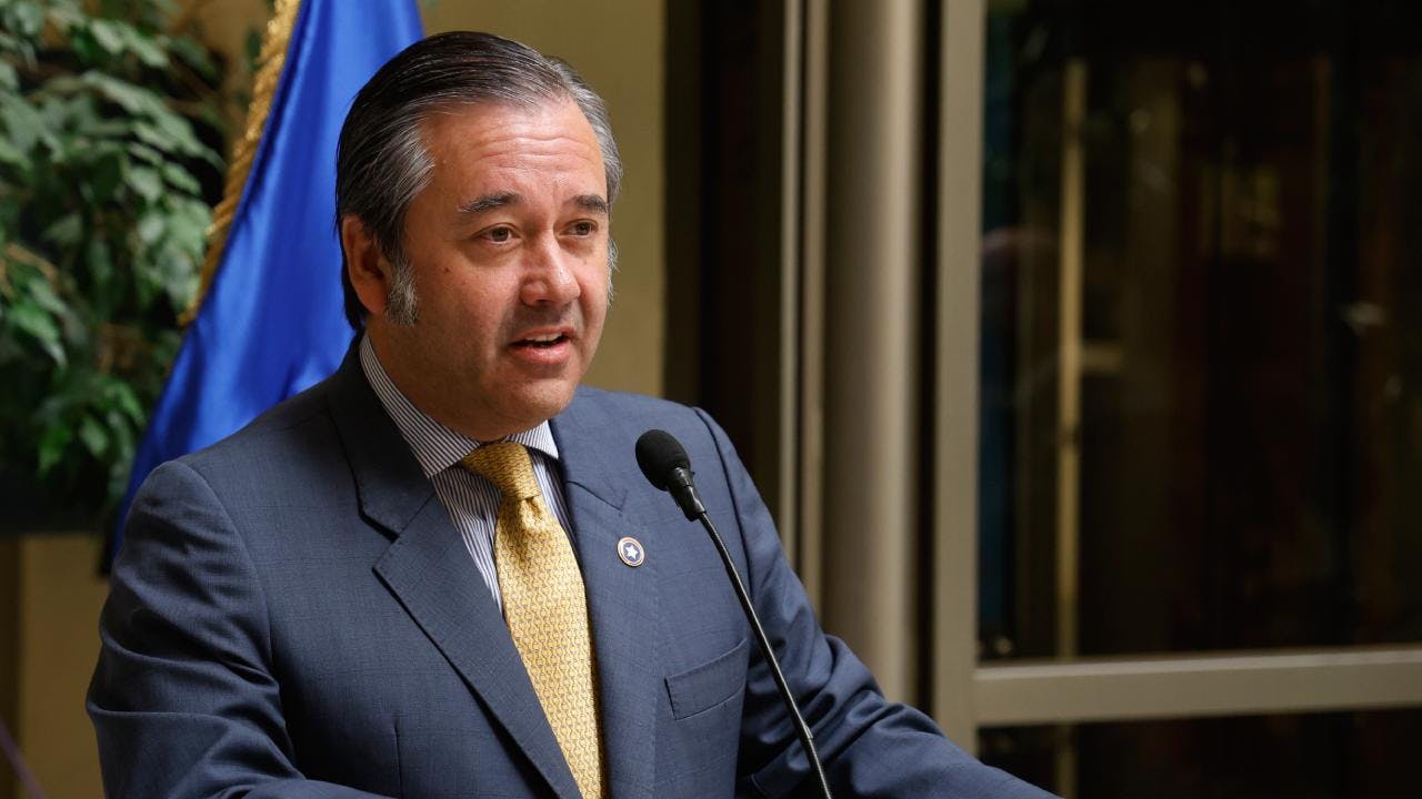 Agustín Romero sobre proyecto de reforma tributaria para pymes: “Hay que revisar bien porque el Gobierno y en particular el ministro Marcel, es experto en poner letra chica”