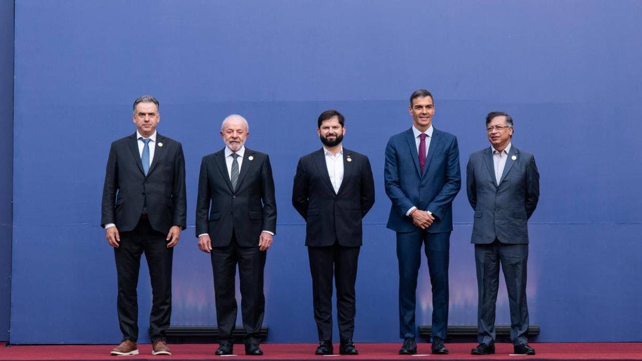 Fortalecimiento institucional, combate a la desinformación y reducción de desigualdad: Los pilares de Democracia Siempre