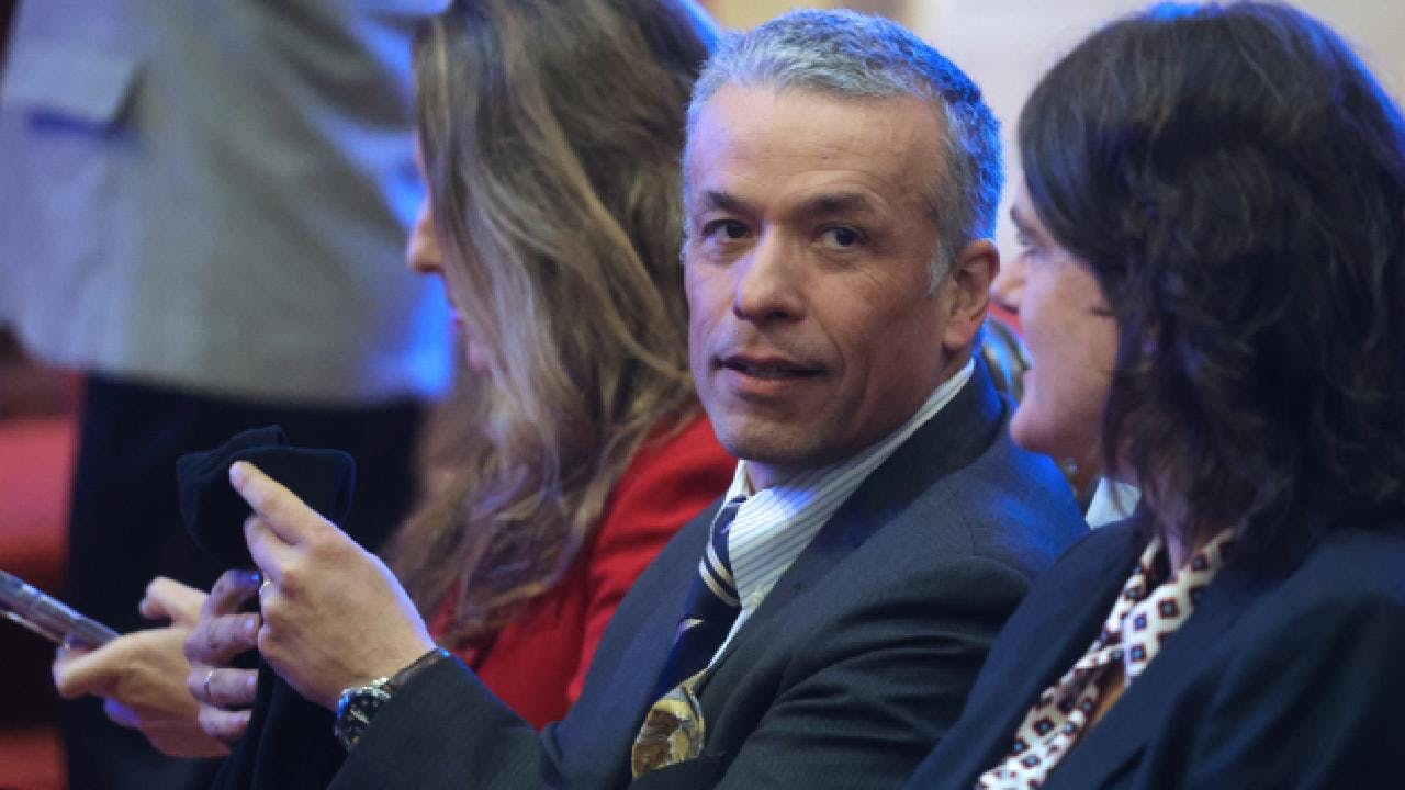 Landerretche afirma estar “disponible” para conversar con Jeannette Jara y con “cualquier candidato”