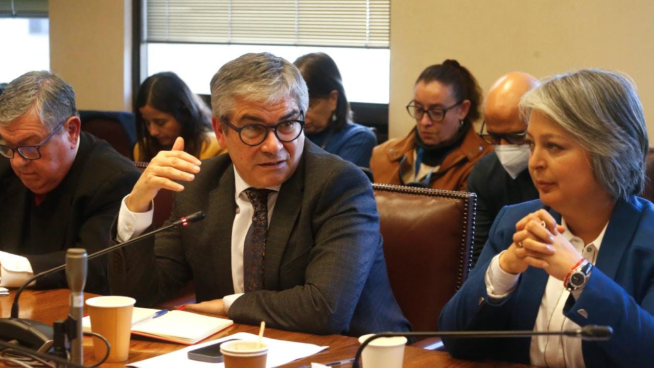 Hacienda nuevamente defrauda y no llegaría a la meta fiscal: tendría un déficit de un 1,8%