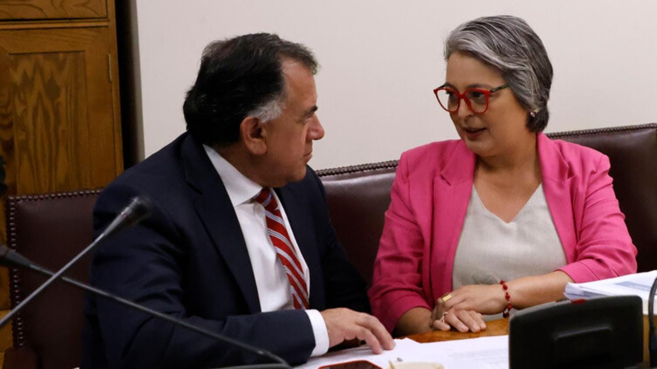 La Democracia Cristiana arriba al comando de Jeannette Jara: Eric Aedo llega a reforzar la campaña de la comunista