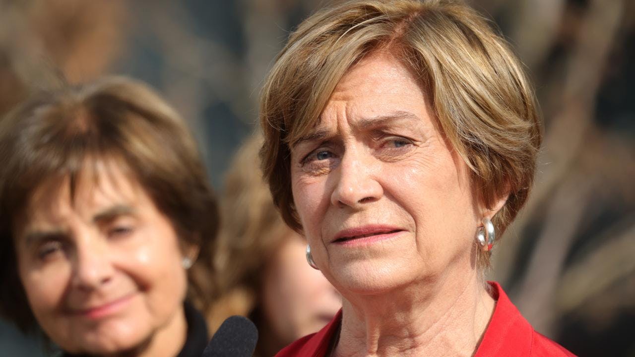 ¿Nueva estrategia de campaña? Evelyn Matthei completa más de una semana atacando a Republicanos por fake news en su contra