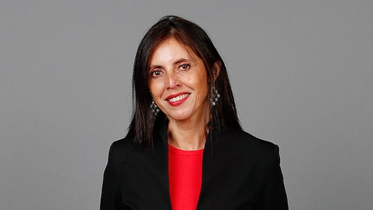María Elena Santibáñez sobre denuncia contra defensor de Monsalve: “La respuesta de la defensoría me parece muy pobre. Lo que uno esperaría es que la persona sea suspendida”