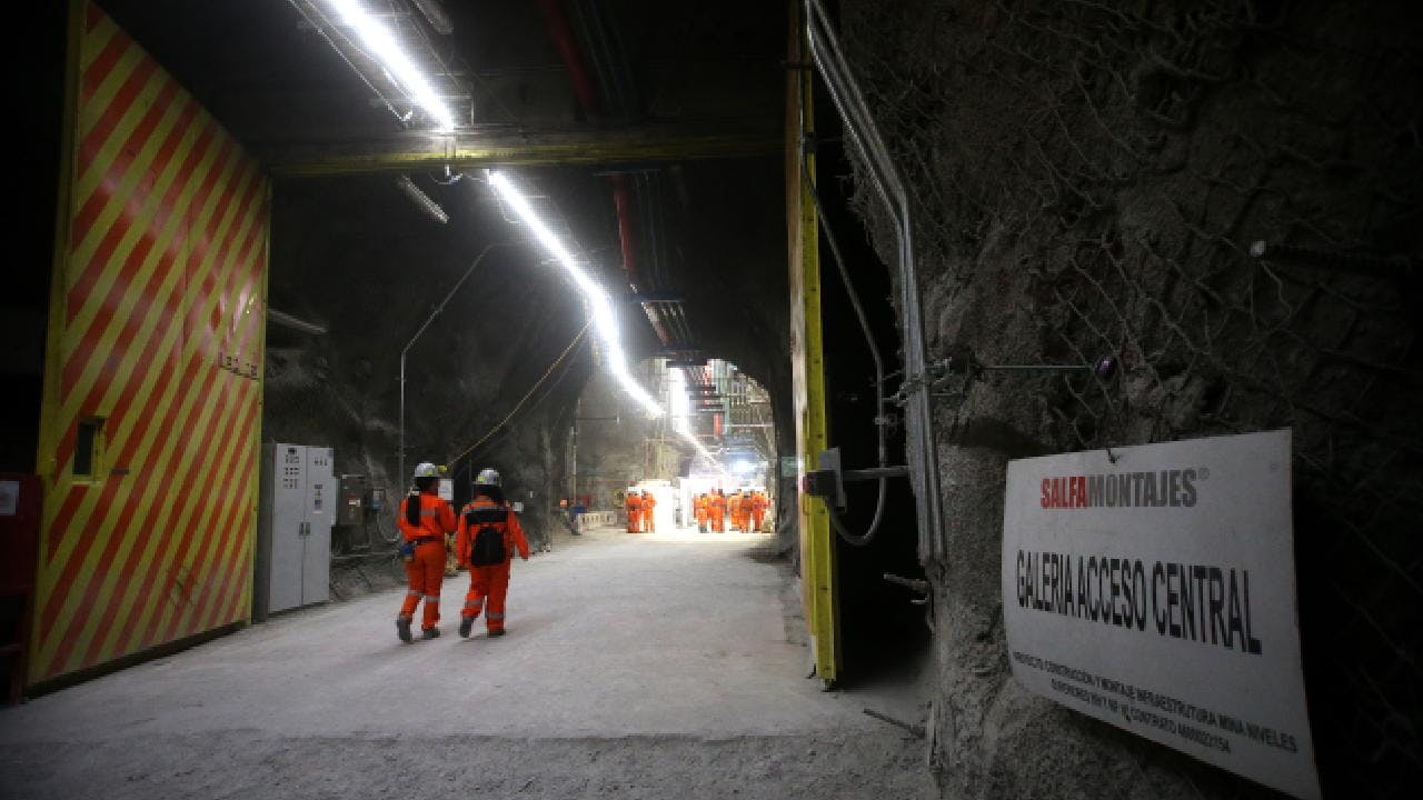 Codelco entrega primeros informes tras mortal accidente en El Teniente