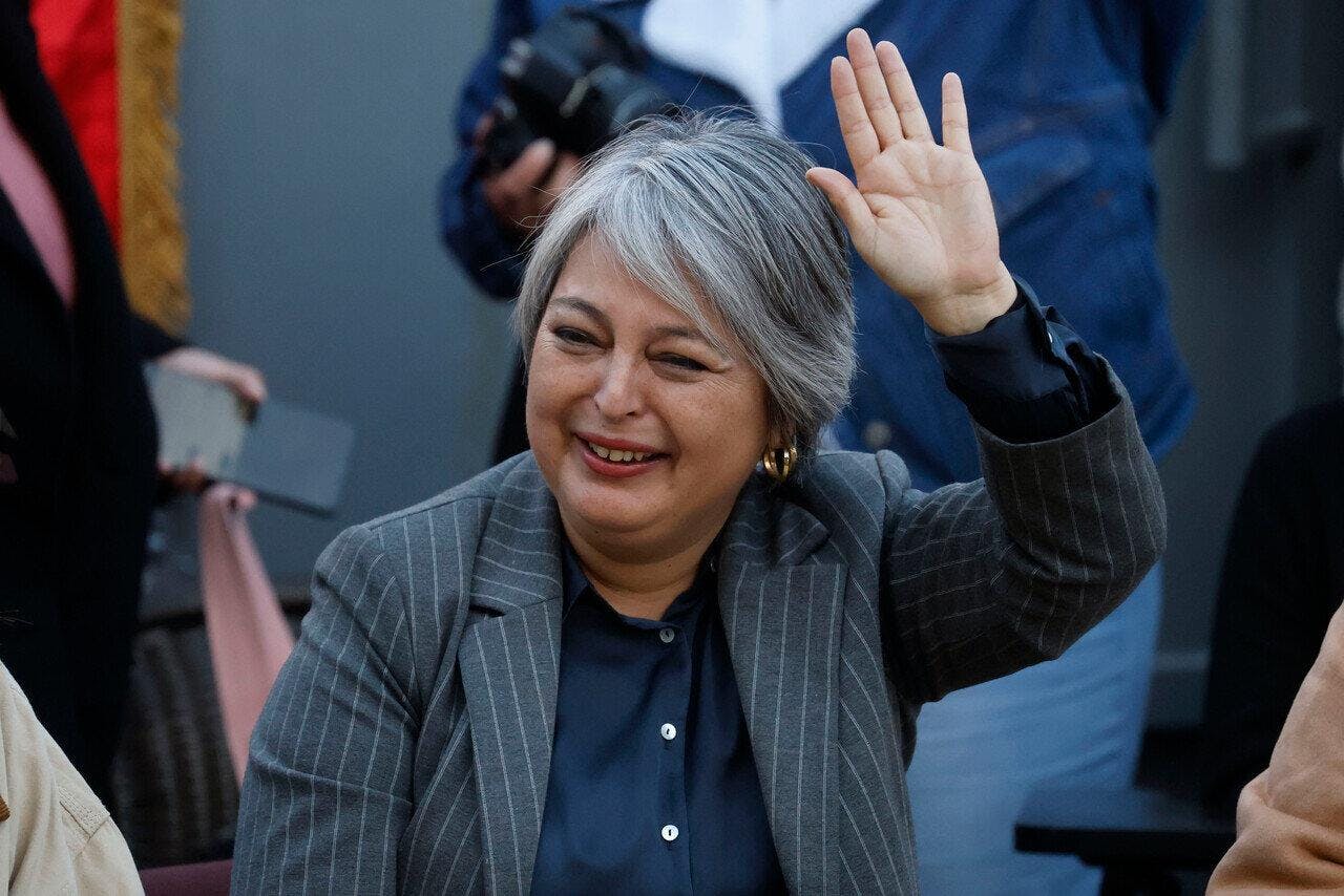 Jeannette Jara enfrenta su semana más compleja: Fuego interno y errores estancan a la comunista en las encuestas