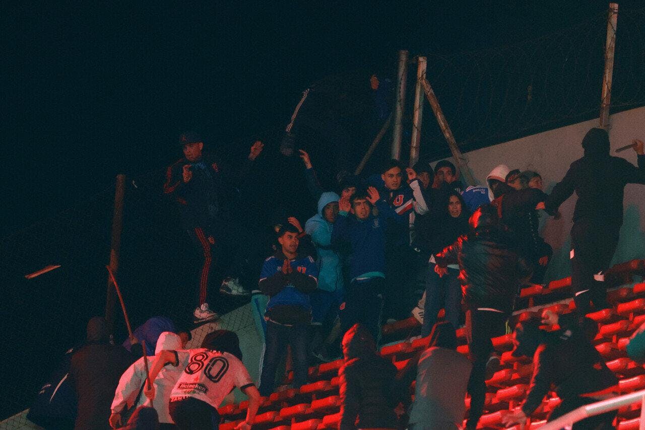 Tragedia en Avellaneda: ¿Qué pasó en el partido entre Independiente y la Universidad de Chile?