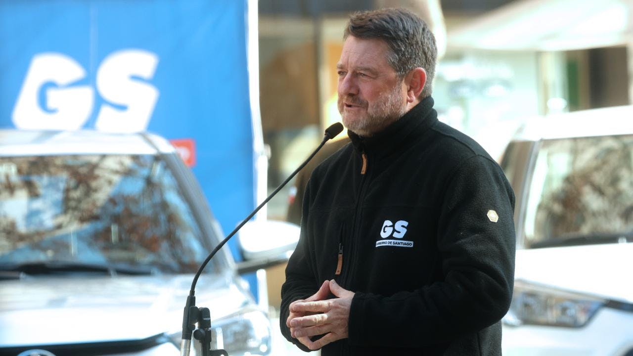 Claudio Orrego sobre cortes de luz por sistema frontal: “Para los impactos que hemos tenido en otras ocasiones, ahora es bastante bajo”