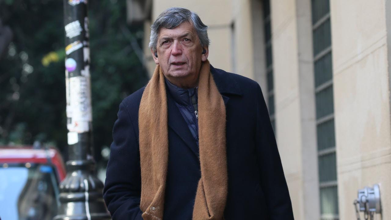 Cómo Lautaro Carmona volvió a complicar la campaña de Jeannette Jara