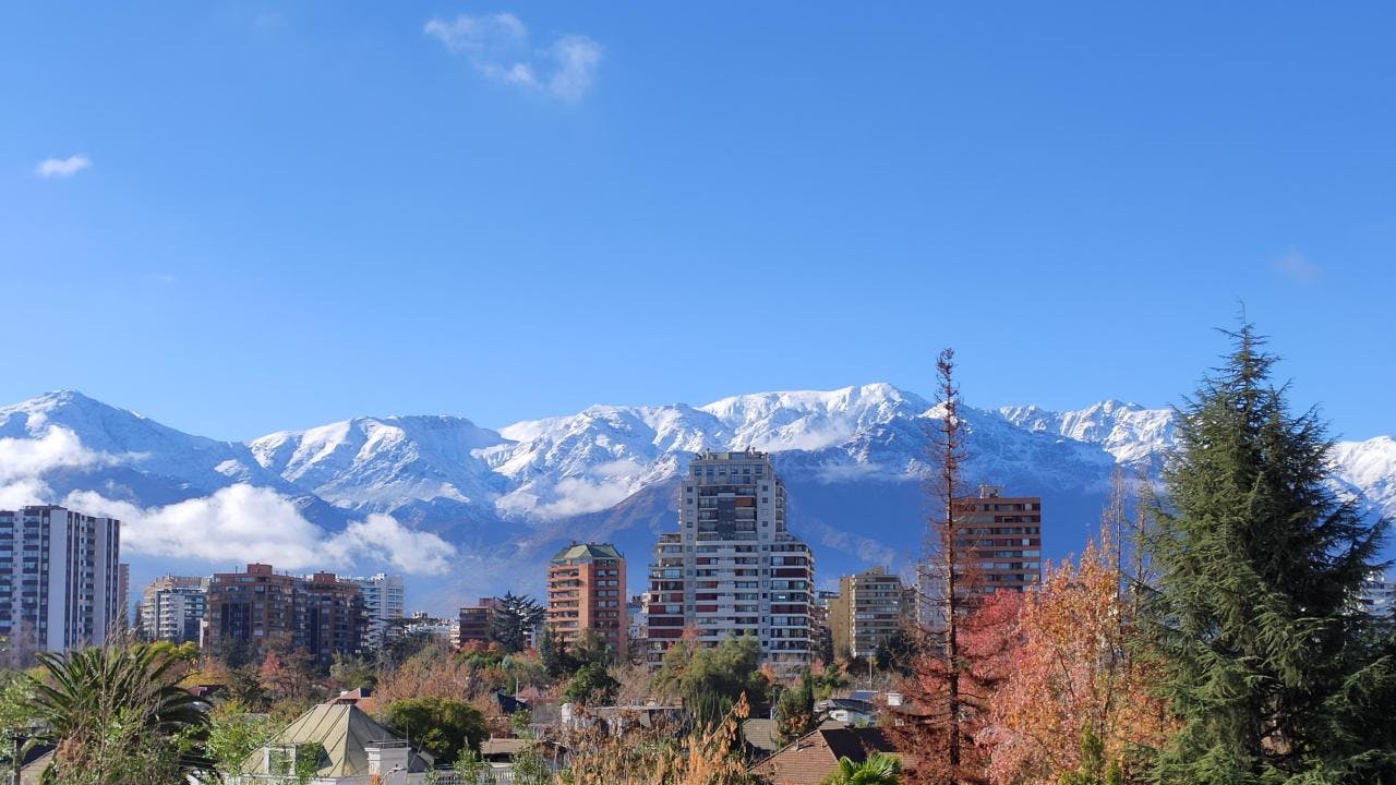 La RM logra reducir un 66% la contaminación en invierno y mejora su calidad del aire