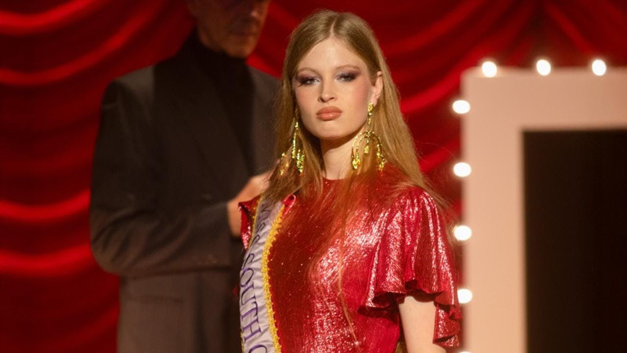 La hija trans de Elon Musk, a quien aseguró que había sido “asesinado por el virus woke”, ahora comenzará su camino en la moda