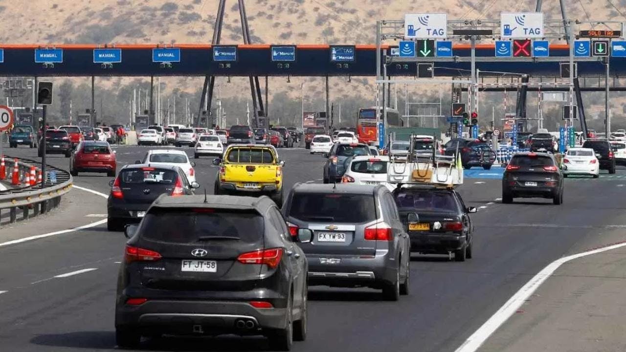 Guía para salir de Santiago en Fiestas Patrias: peaje a luca y restricciones