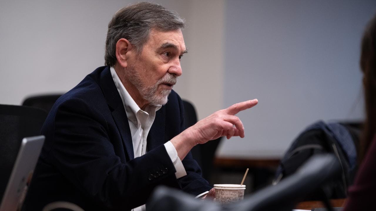 Luis Eduardo Escobar: “Proponemos seguir adelante con lo que hizo Grau en permisología y tener una figura que coordine a todo el Gobierno”