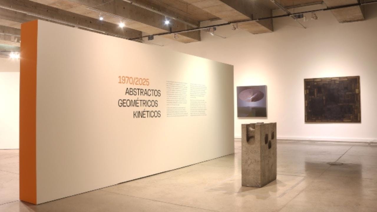 La muestra “1970/2025: Abstractos, geométricos, kinéticos”