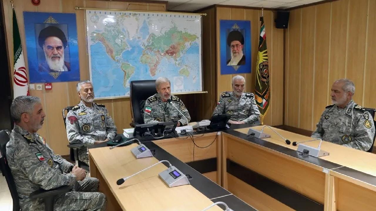 Irán cataloga los ataques de Estados Unidos como “crímenes” y asegura que tendrán una respuesta “decisiva”