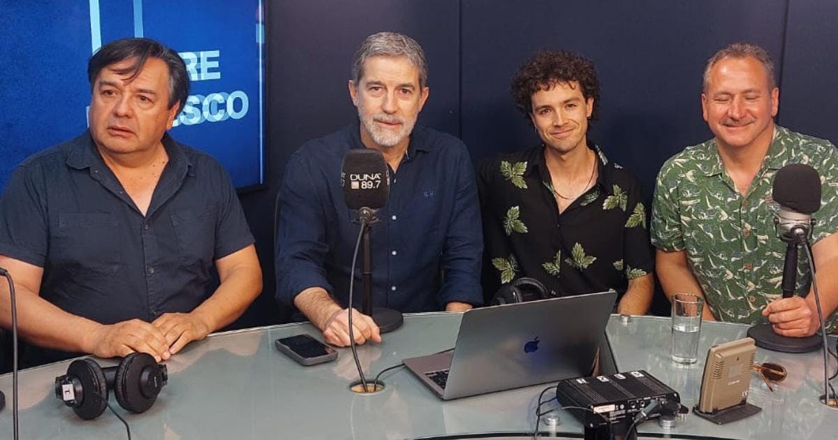 Claudio Arredondo sobre la obra La Sociedad de los Poetas Muertos: "No vi la película (...) quería darle mi toque personal"