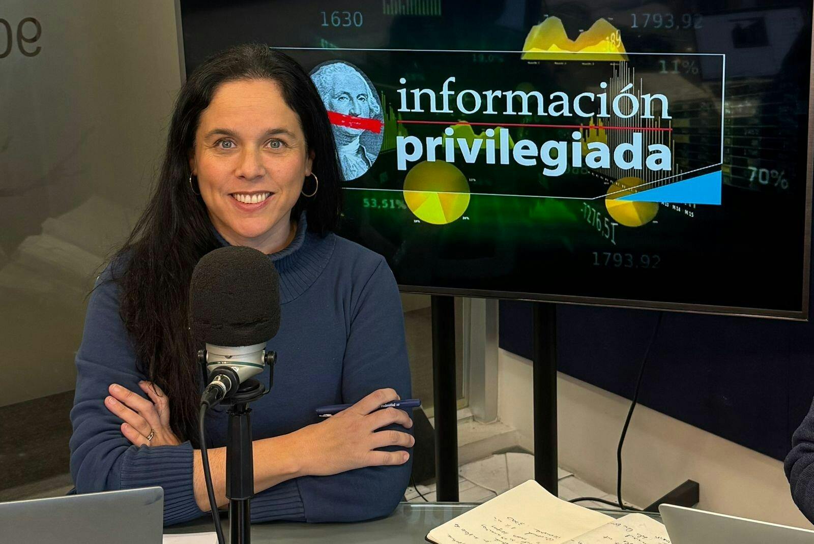 Economista Carolina Grünwald analiza el aumento de los precios y el balance entre bienes y servicios