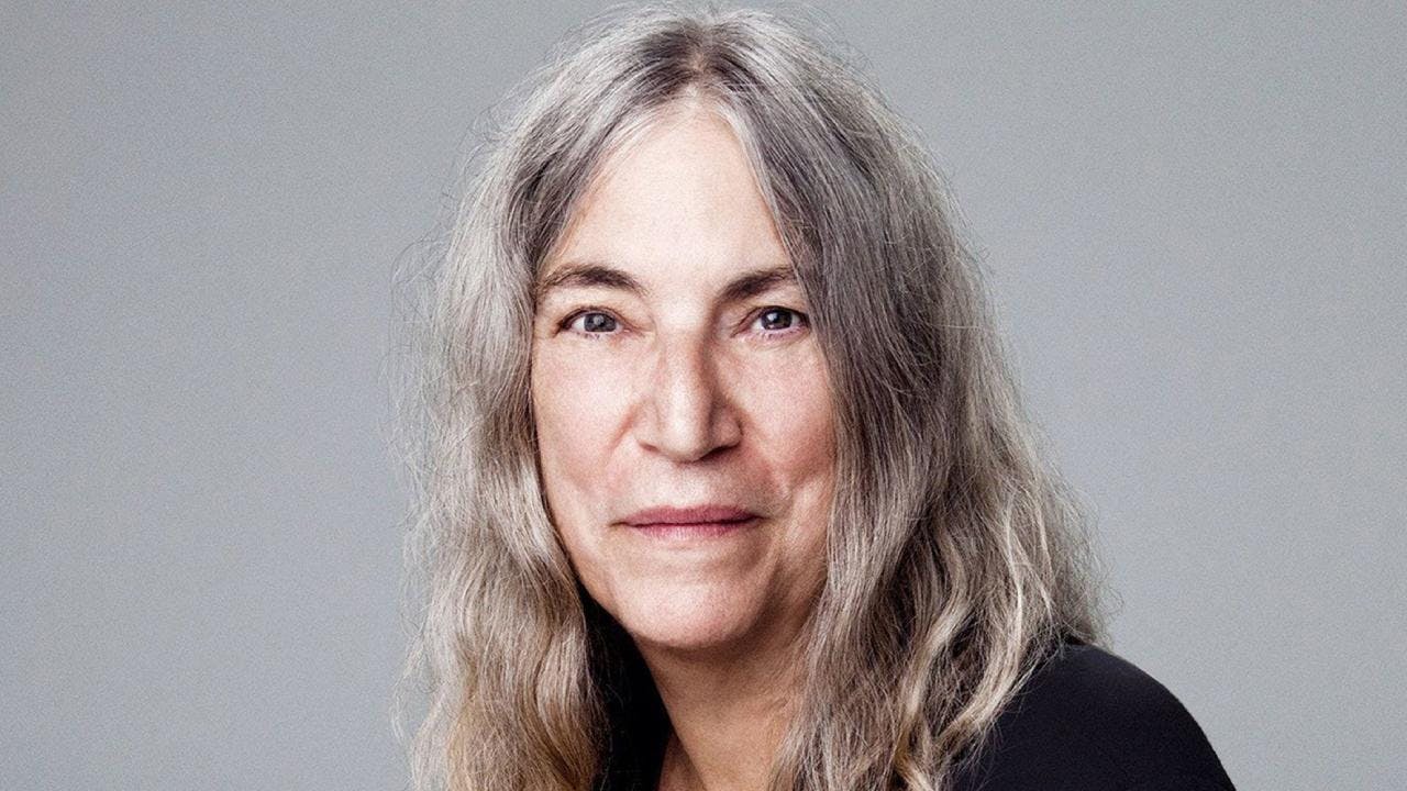 Patti Smith le declaró sus respetos a Dua Lipa: “Es el mejor ejemplo a seguir”
