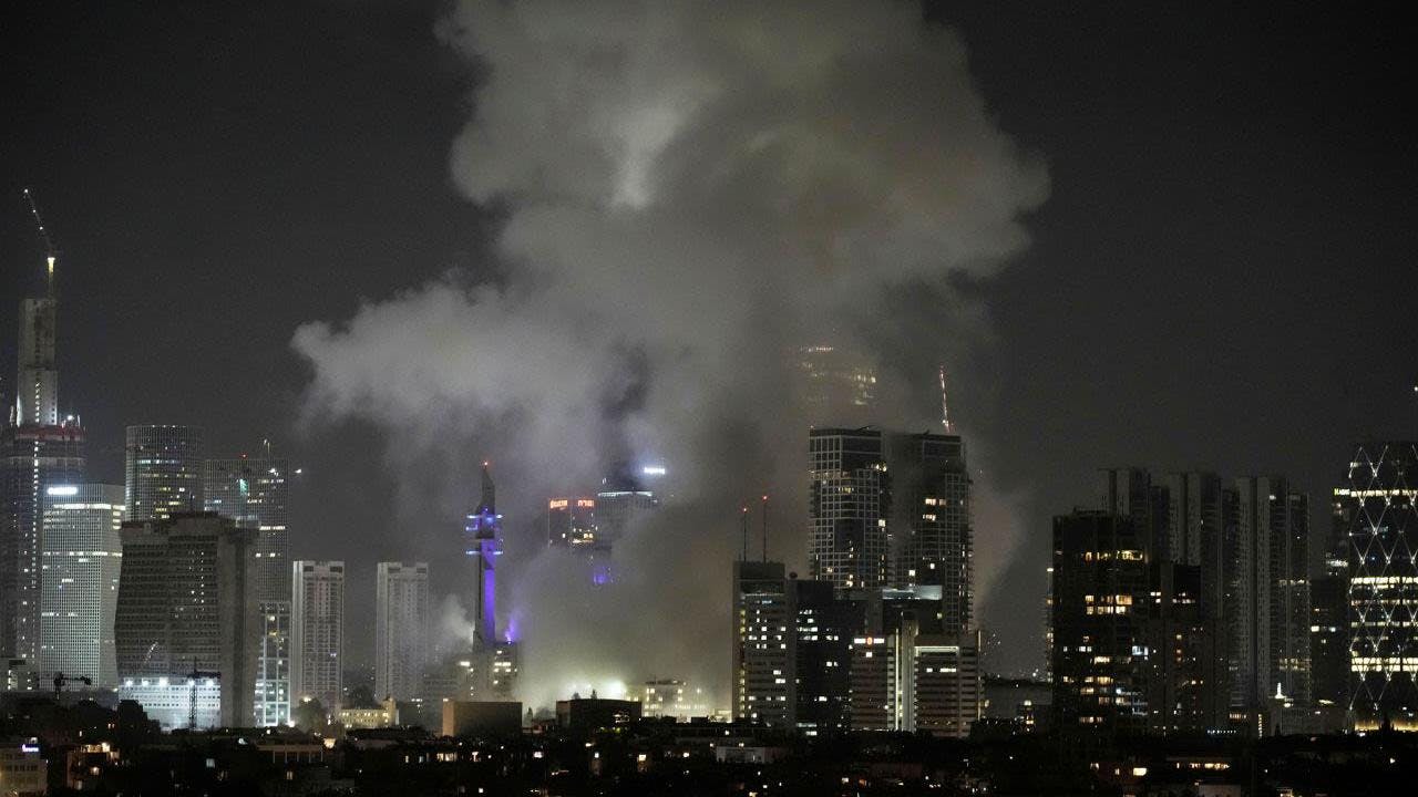 Irán toma represalias y ataca a Israel con decenas de misiles