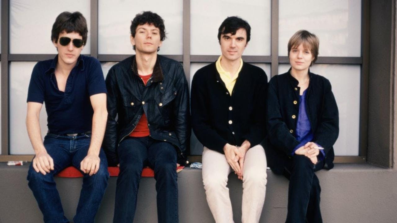 Así es el video de Psycho Killer de Talking Heads a 50 años de su estreno