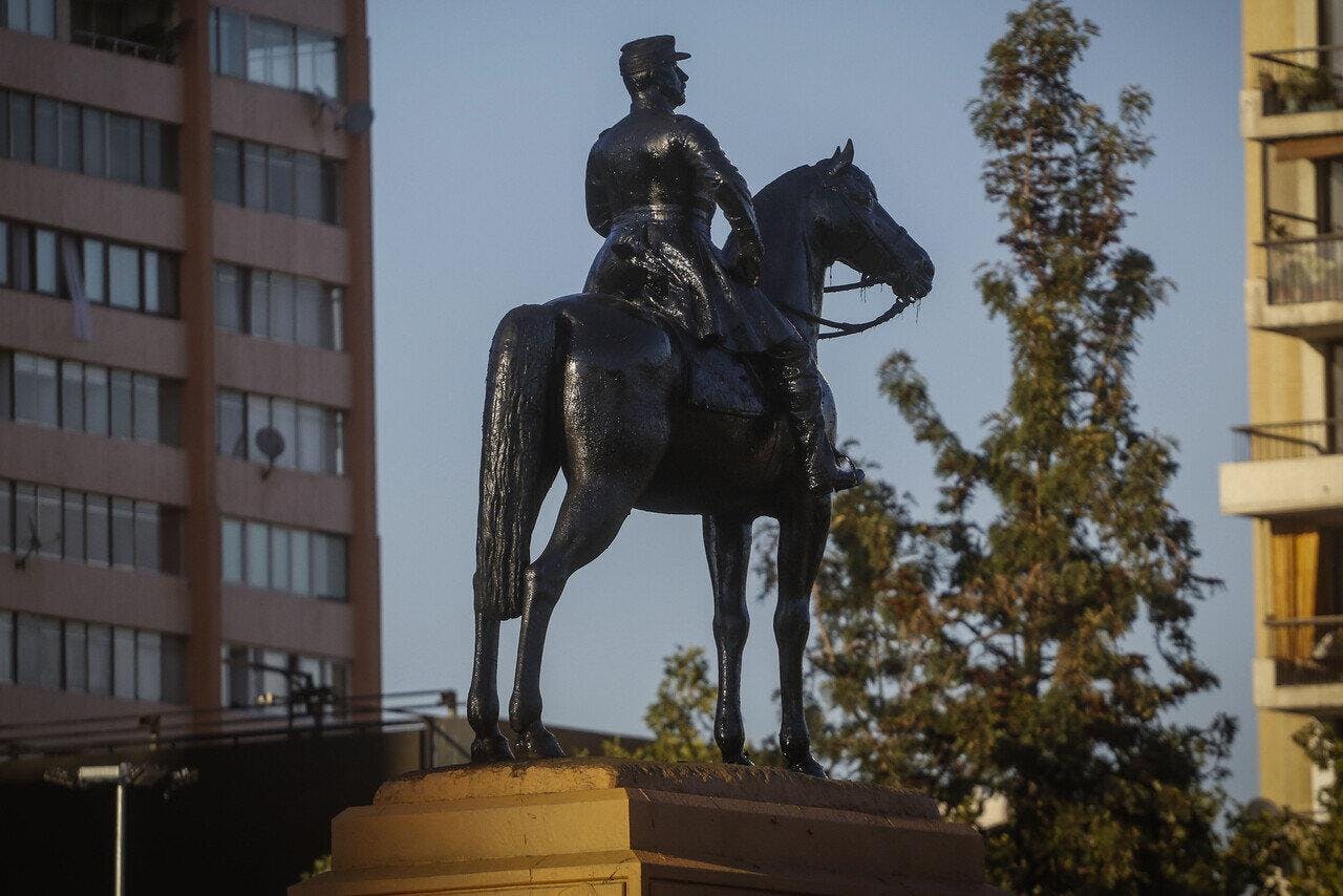General Baquedano regresará a la Plaza Italia junto a monumento a Gabriela Mistral