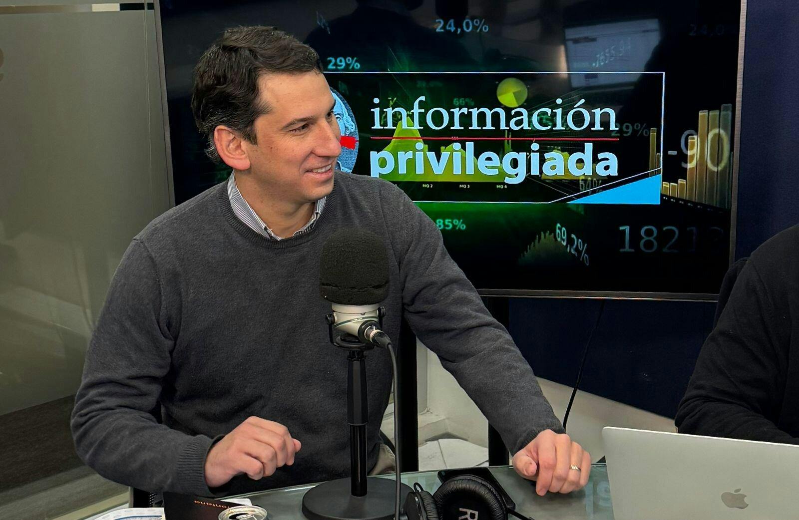 Francisco Meneses, de Defontana, cuenta la historia de la empresa y analiza la economía local