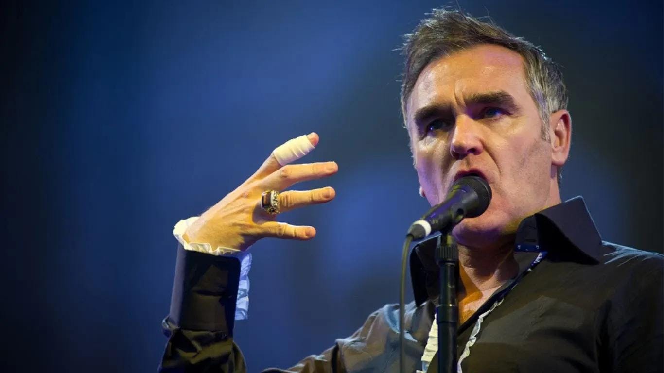 66 años de Morrissey: 10 canciones para repasar la carrera de Moz