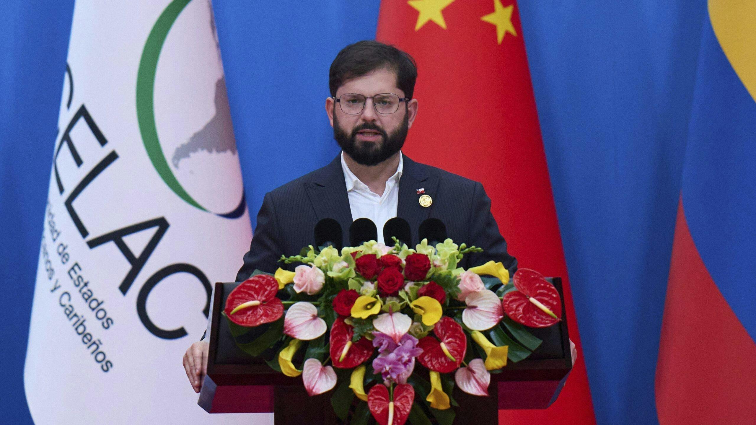 Presidente Boric dice que Chile “puede ser un aporte” para el diálogo entre EE.UU y China y valora tregua comercial
