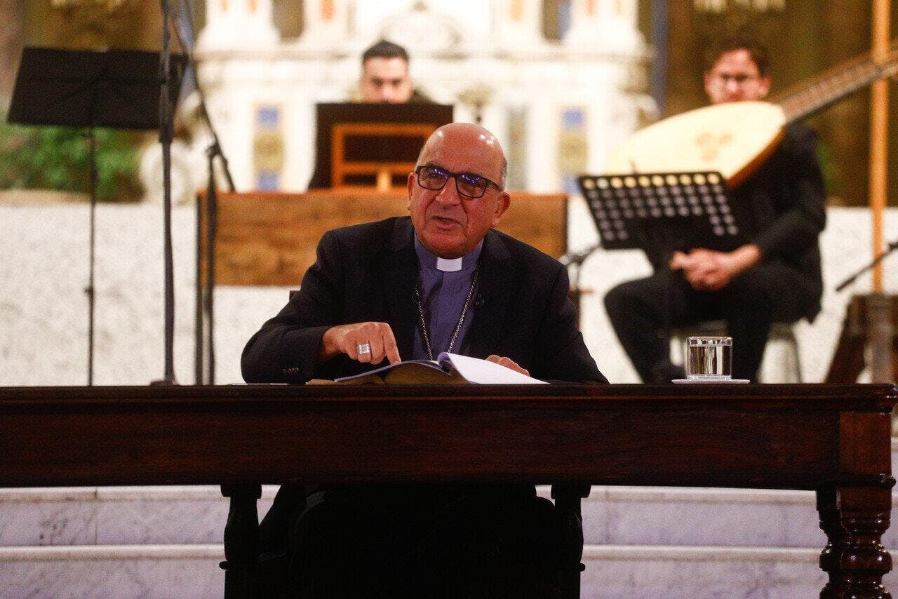“Tuvo una relación absolutamente directa con Francisco”: Periodista español dice que cardenal Chomalí era el candidato del Papa