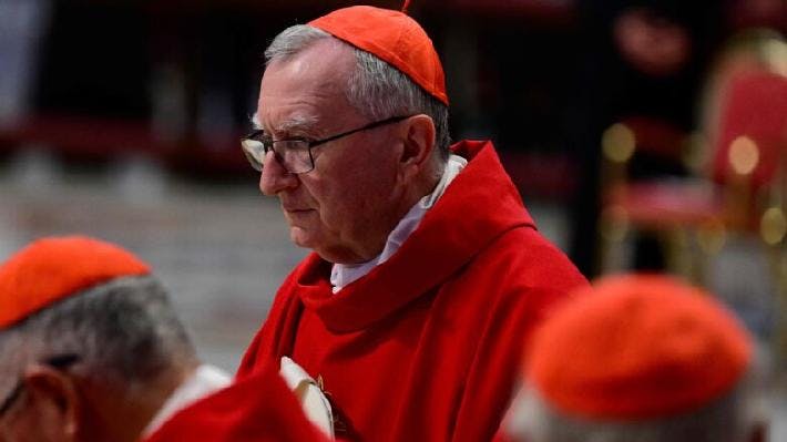 Inicia el cónclave y deseo de suerte a cardenal Parolin llama la atención