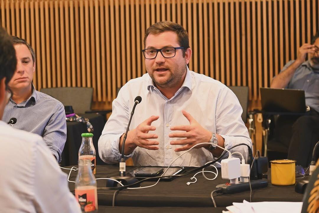 Sebastián Naveillán, voto negativo en la Comisión para la Paz y Entendimiento: “La autogobernanza de las comunidades y el reconocimiento a derechos colectivos y los tratados internacionales son p