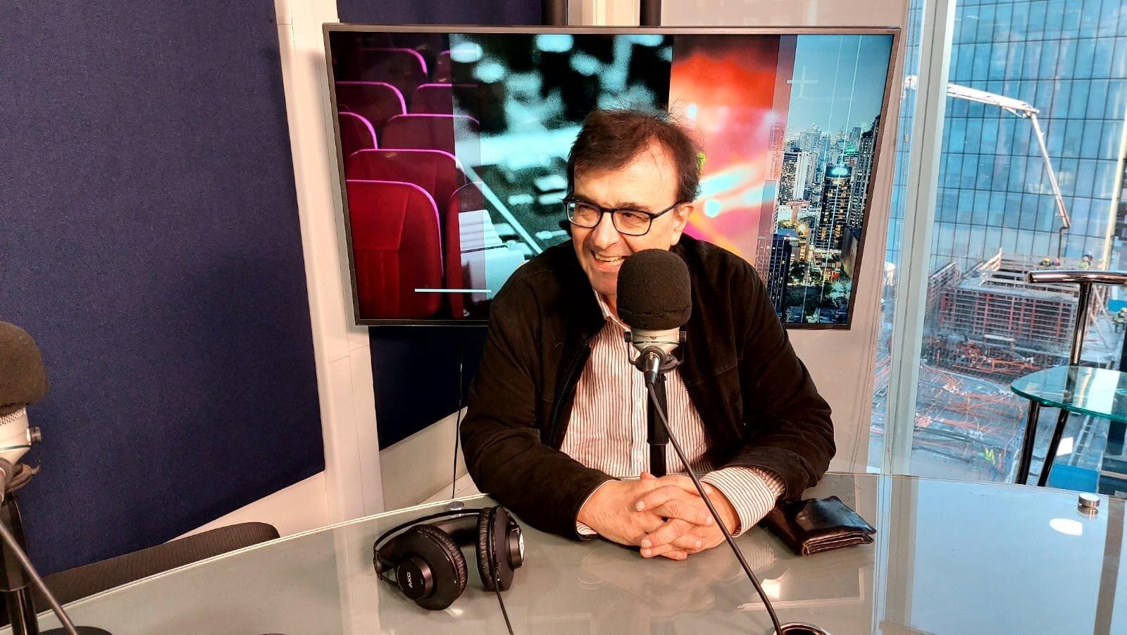 Javier Cercas sobre su libro: “Este es un libro insólito desde el principio hasta el final. El principio es insólito, y el final si yo fuera creyente, te diría que es casi un milagro, un pequeño