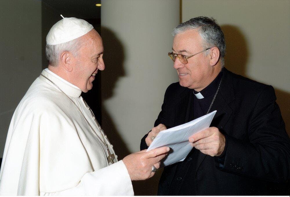 Obispo Juan Ignacio González comentó los días posteriores a la muerte del papa Francisco en el Vaticano