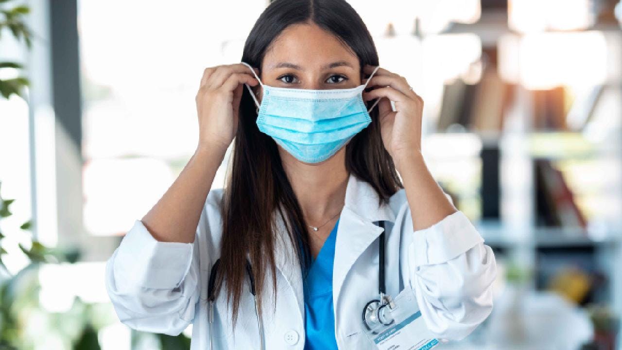 Comienza nuevamente el uso obligatorio de mascarillas en servicios de urgencia