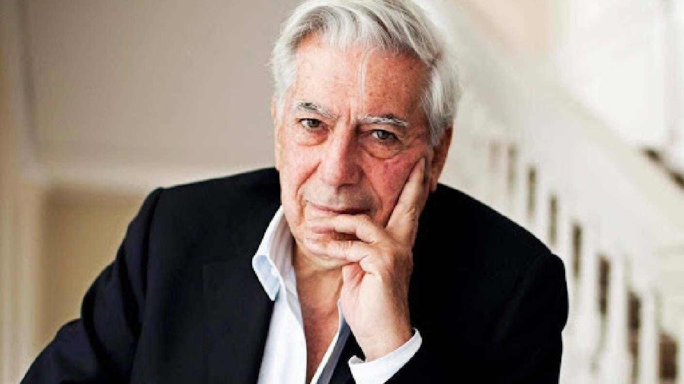 “A los 80 uno ha vivido tanto que no es fácil elegir lo que han sido los grandes momentos. Si miro atrás, lo que recuerdo son historias”: El día en que Héctor Soto entrevistó a Mario Vargas L